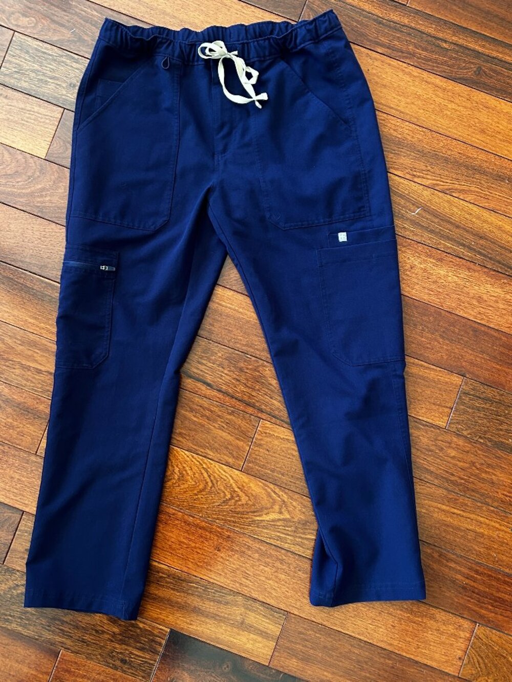 FIGS Technical Collection Scrub Pants Women's Small Navy Straight Leg Cargo